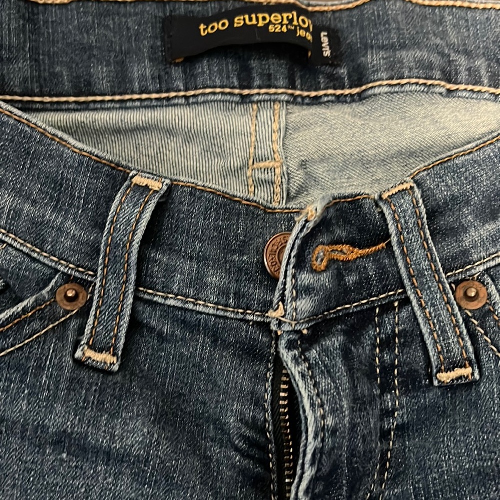 Y2K low rise Levi jeans